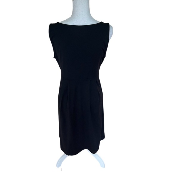 Eddie Bauer Sleeveless V-Neck Black Dress Size Medium - Picture 3 of 8